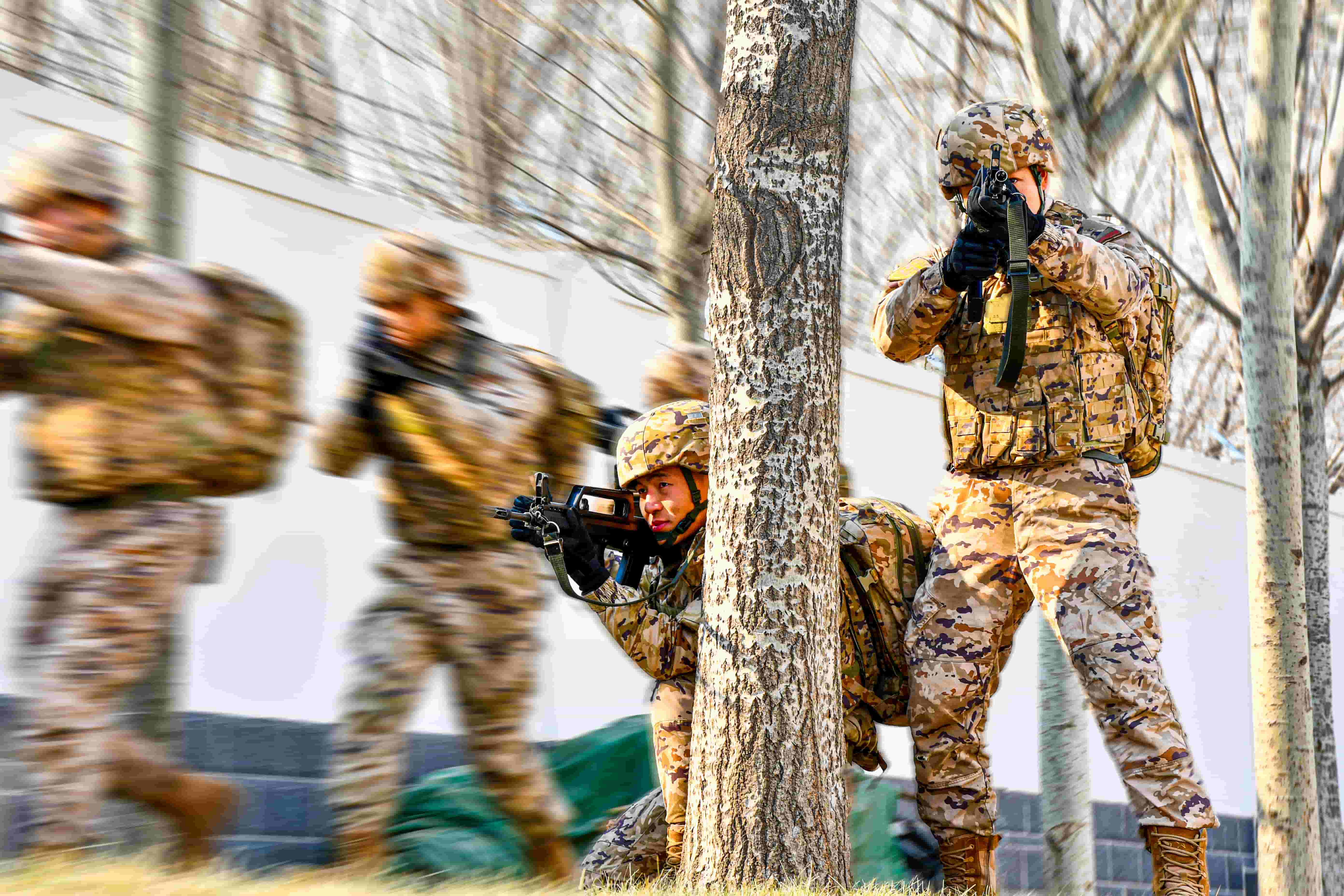 6武警天津总队执勤一支队官兵迅速切换状态，以昂扬姿态全面投入新年度工作训练。王良 摄.jpg