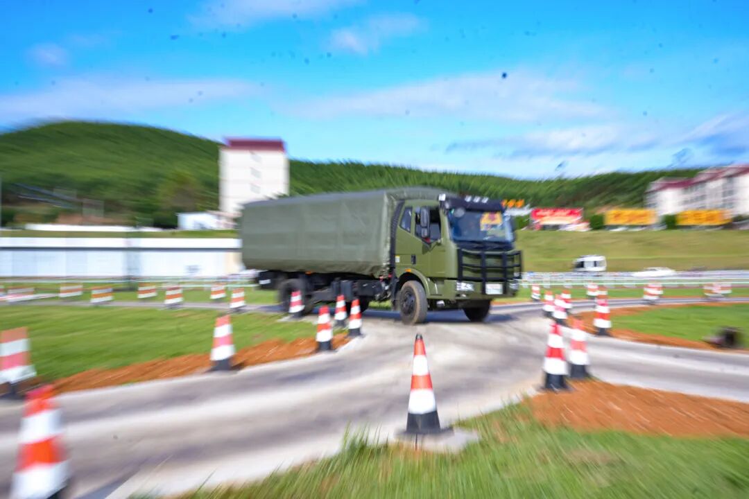 4d8a0b2e790f08b7bb872314c0927a32.jpg